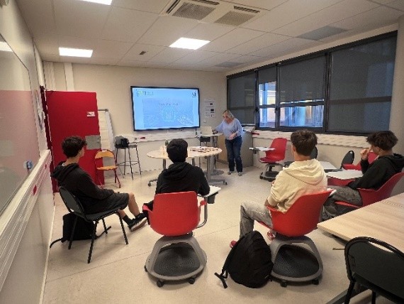 étudiants dans une salle de cours