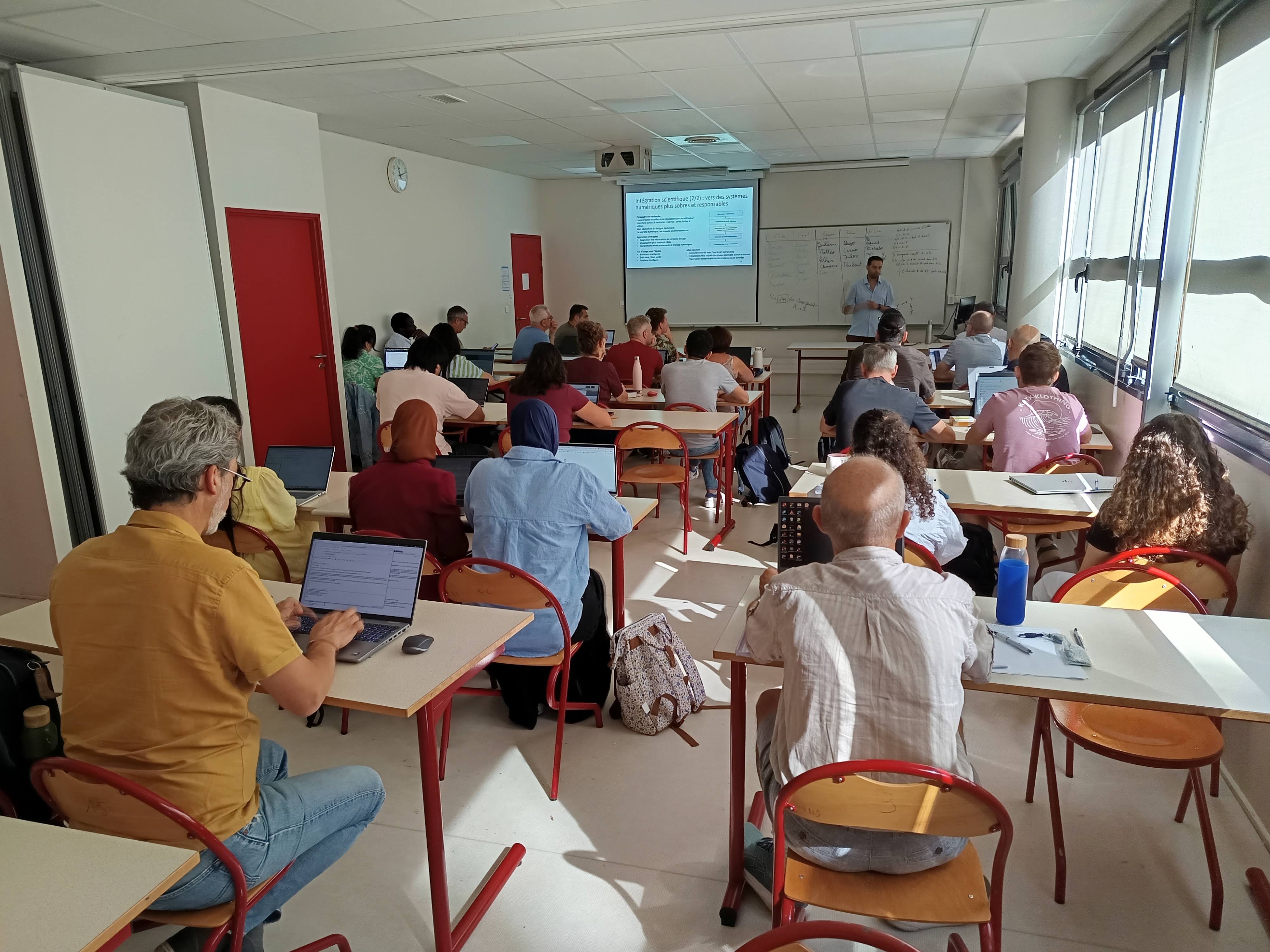 Les participants à l'AG du LIUPPA